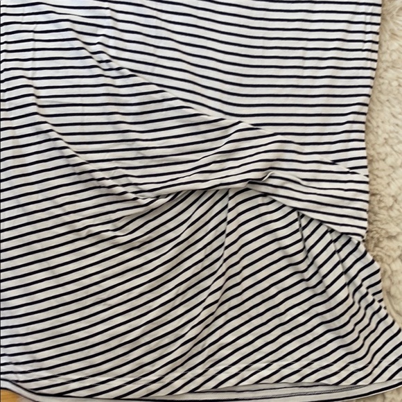 Banana Republic Ruched Top🔥🔥Host Pick🔥🔥NWT! - Picture 3 of 5